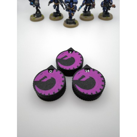 3 mini counters (0–14 lives/wounds), compatible with Warhammer Tyranids