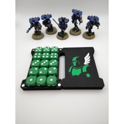 Caja para guardar 15 dados – Compatible con juegos de guerra tipo Warhammer – Inspirada en los Ángeles Oscuros