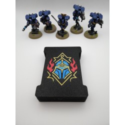 Aufbewahrungsbox für 15 Würfel – Kompatibel mit Wargames wie Warhammer – inspiriert von den Thousand Sons