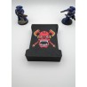 Caja para guardar 15 dados – Compatible con juegos de guerra tipo Warhammer – Inspirada en World Eater