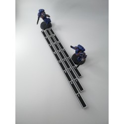 10 measuring rulers (3–12 inches) compatible with wargames such as Warhammer 40,000, Kill Team and Age of Sigmar