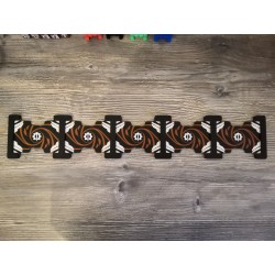 Versión axiomática de la pista de aventuras para el juego de cartas Altered TCG