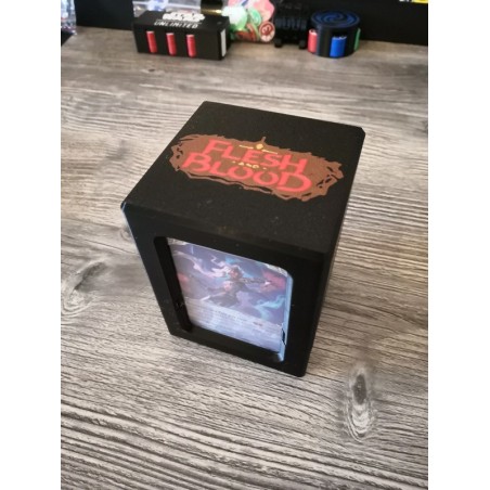 Deck box 80+ cartes noir et logo rouge / brun / doré - Flesh and blood TCG
