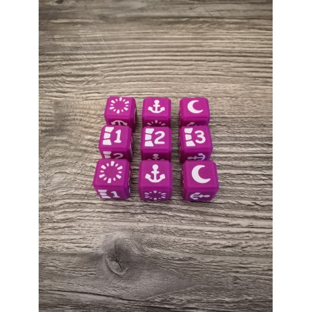 Set di 9 dadi D6 16mm viola e bianchi Yzmir - Altered TCG