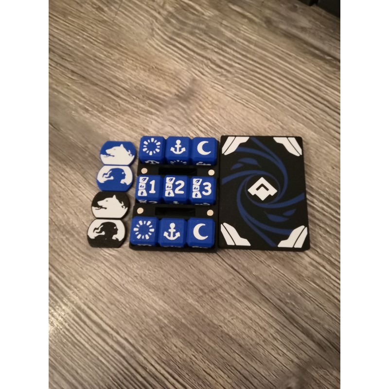 Boite de 9 dés D6 de 20 mm + 2 paires de jetons hero / compagnon - Version Ordis - Altered TCG