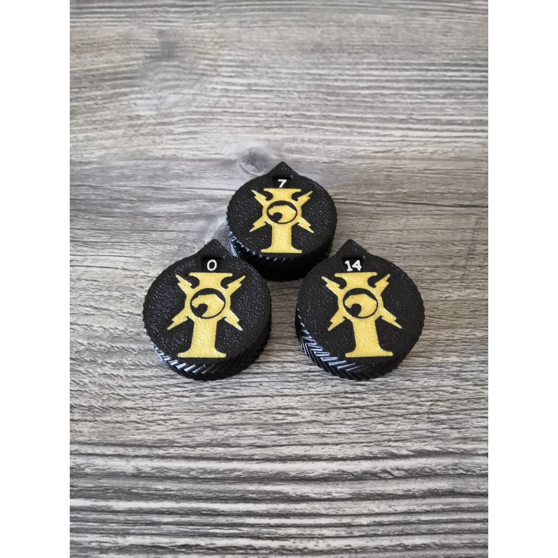 3 mini counters (0–14 lives/wounds), compatible with Warhammer Adeptus Custodes