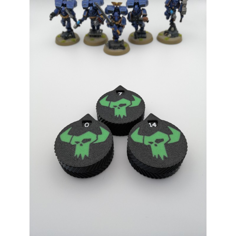 3 mini counters (0–14 lives/wounds), compatible with Warhammer Orks